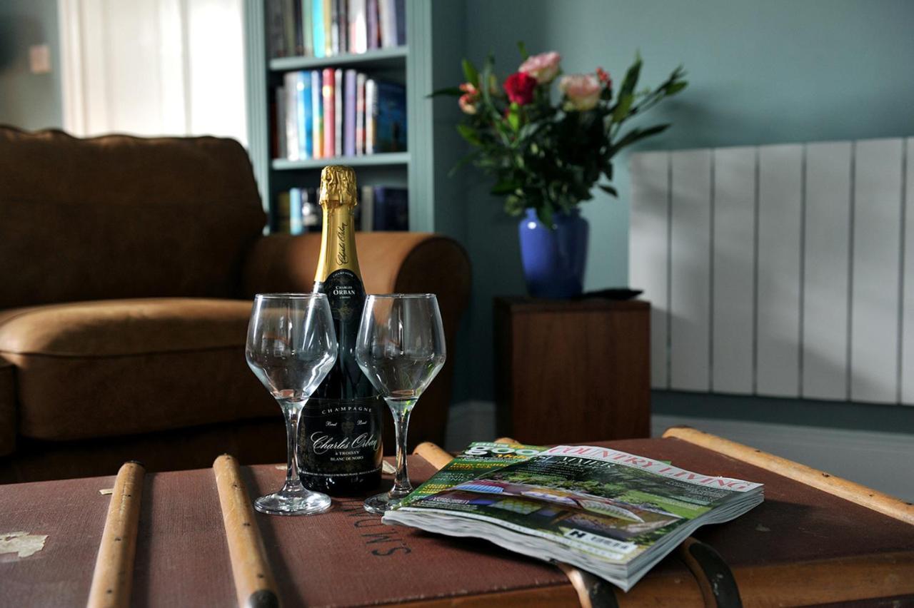 Beechurst Serviced Apartments チェルトナム エクステリア 写真