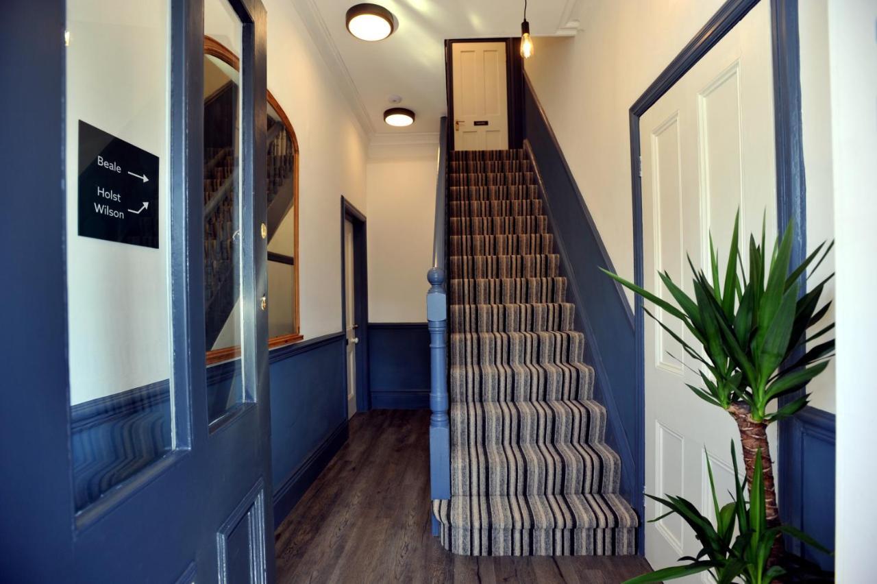 Beechurst Serviced Apartments チェルトナム エクステリア 写真